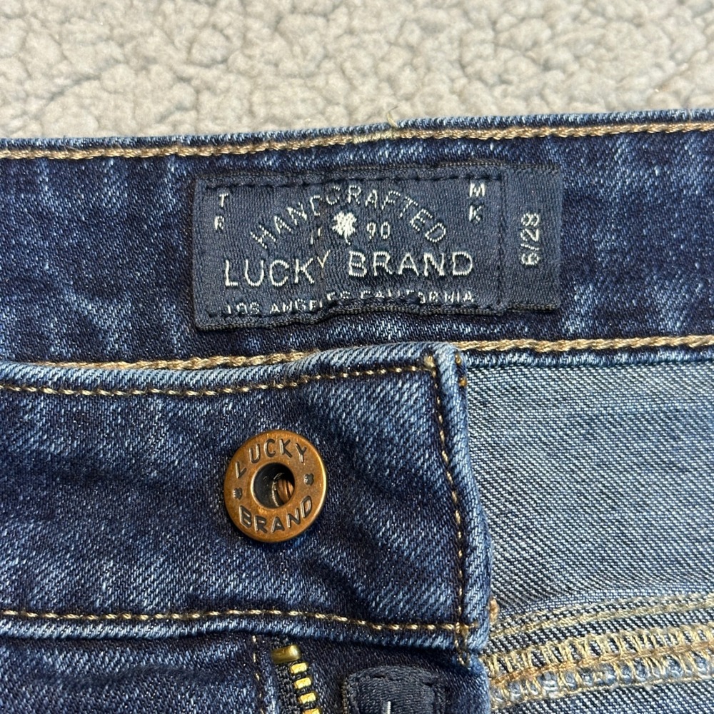 Lucky Brand Hayden Skinny Jeans Dark Wash Denim Size 6/28 Mid Rise Pants - Picture 2 of 9